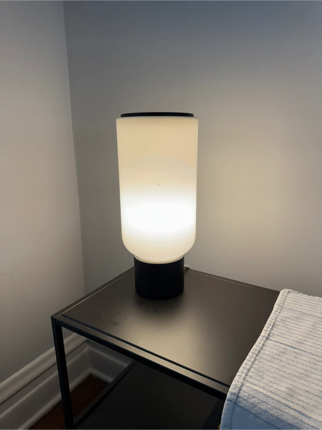 Gantry Arpeggio Table Light