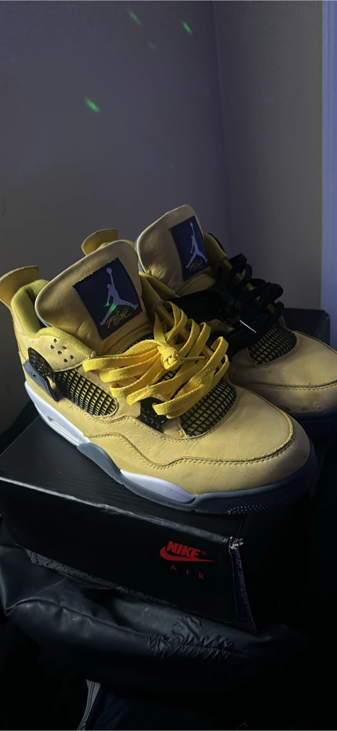 Air Jordan 4 Retro 'Lightning' Yellow - photo 2