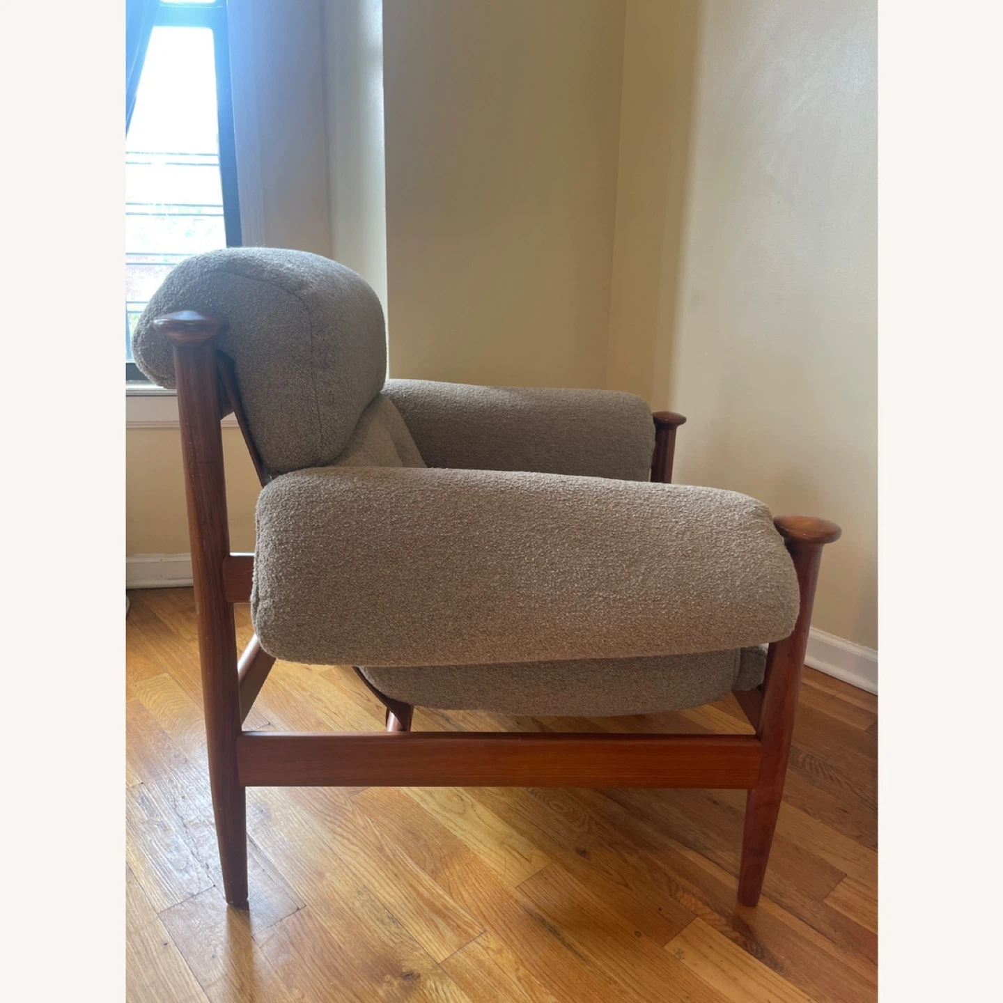 Soho Home Otis Armchair, Italian Boucle Mushroom - photo 3