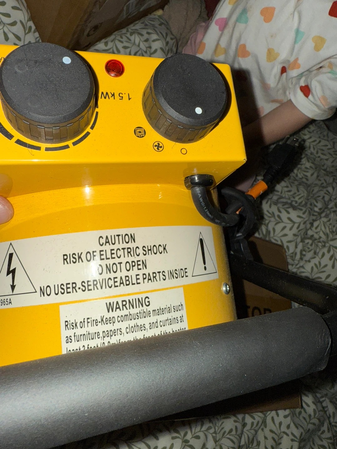 Yellow 1.5kW Space Heater - photo 3