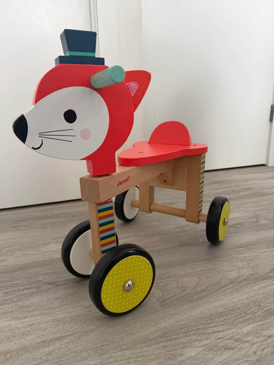 Janod Fox Ride-On Toy - photo 3