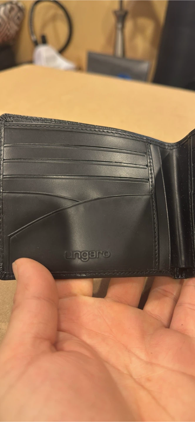 Ungaro Black Leather Wallet - photo 2