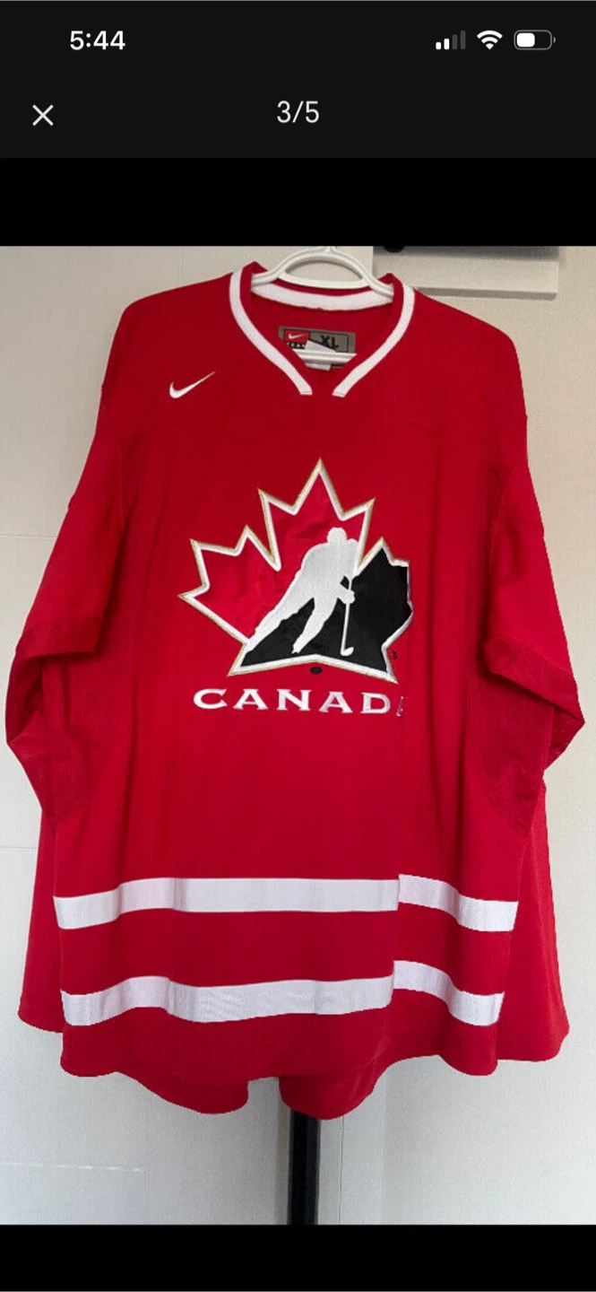 Nike Canada Hockey Jersey - Size XL