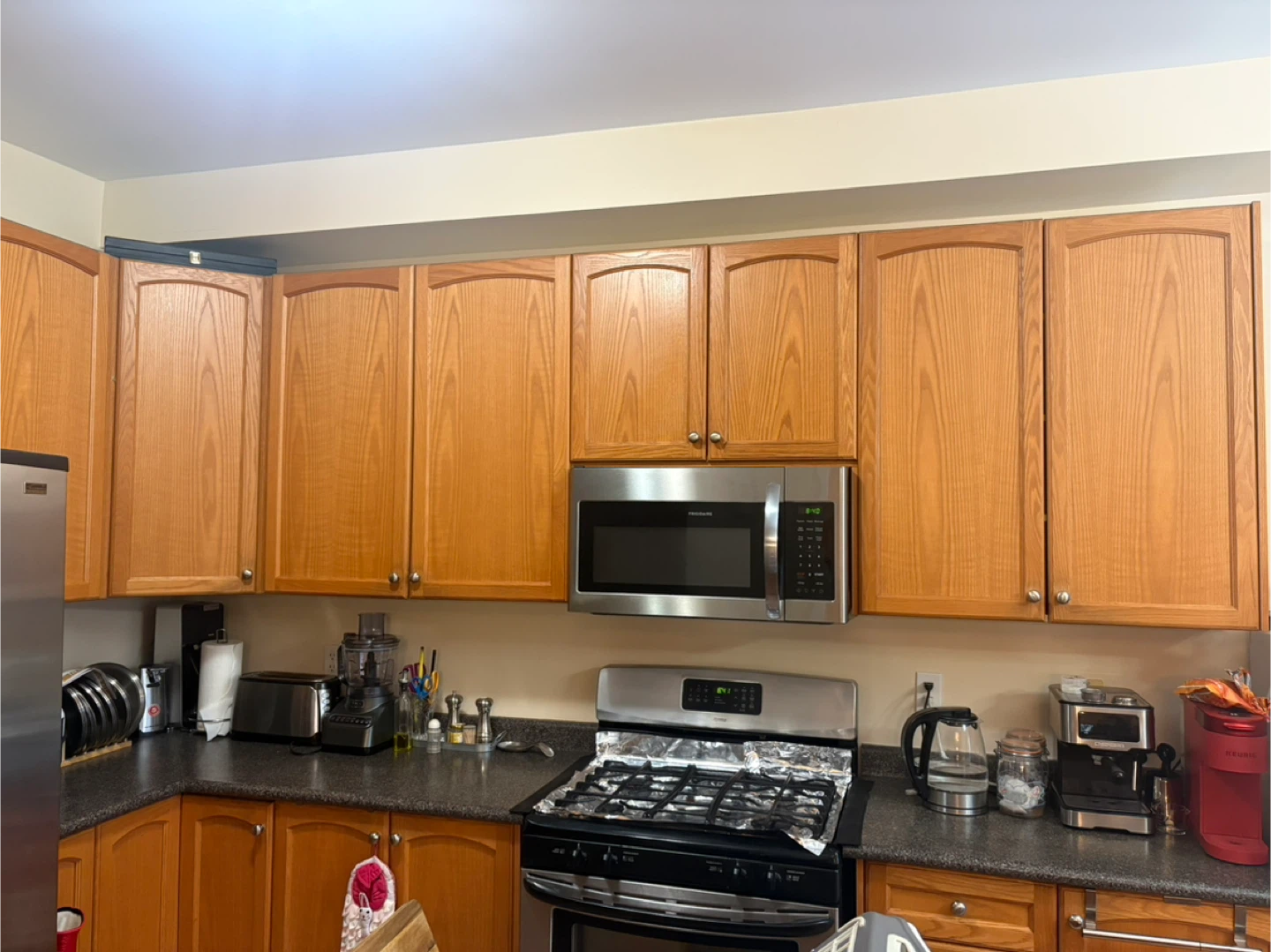 Oak Kitchen Cabinets for Sale – Includes Countertop & Sink