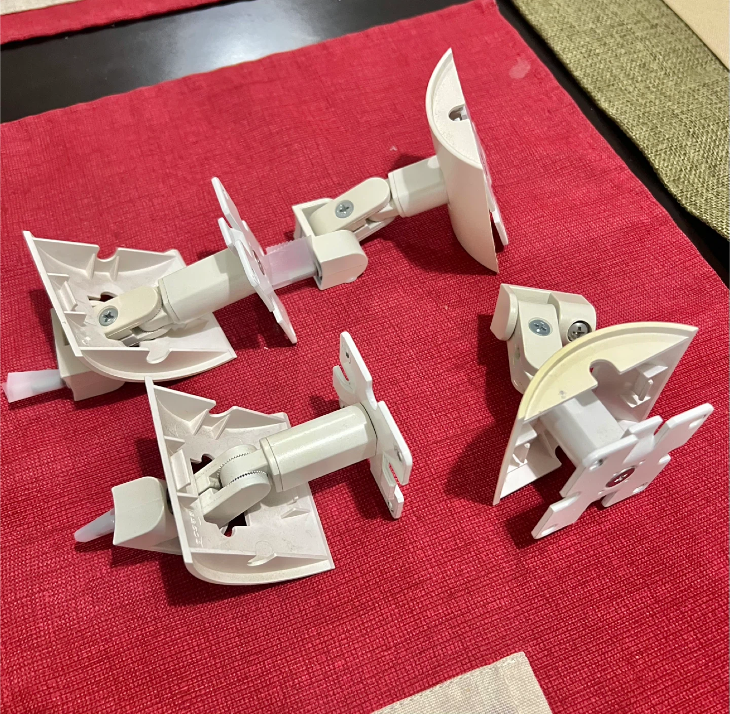 BOSE Speaker mounts, White color