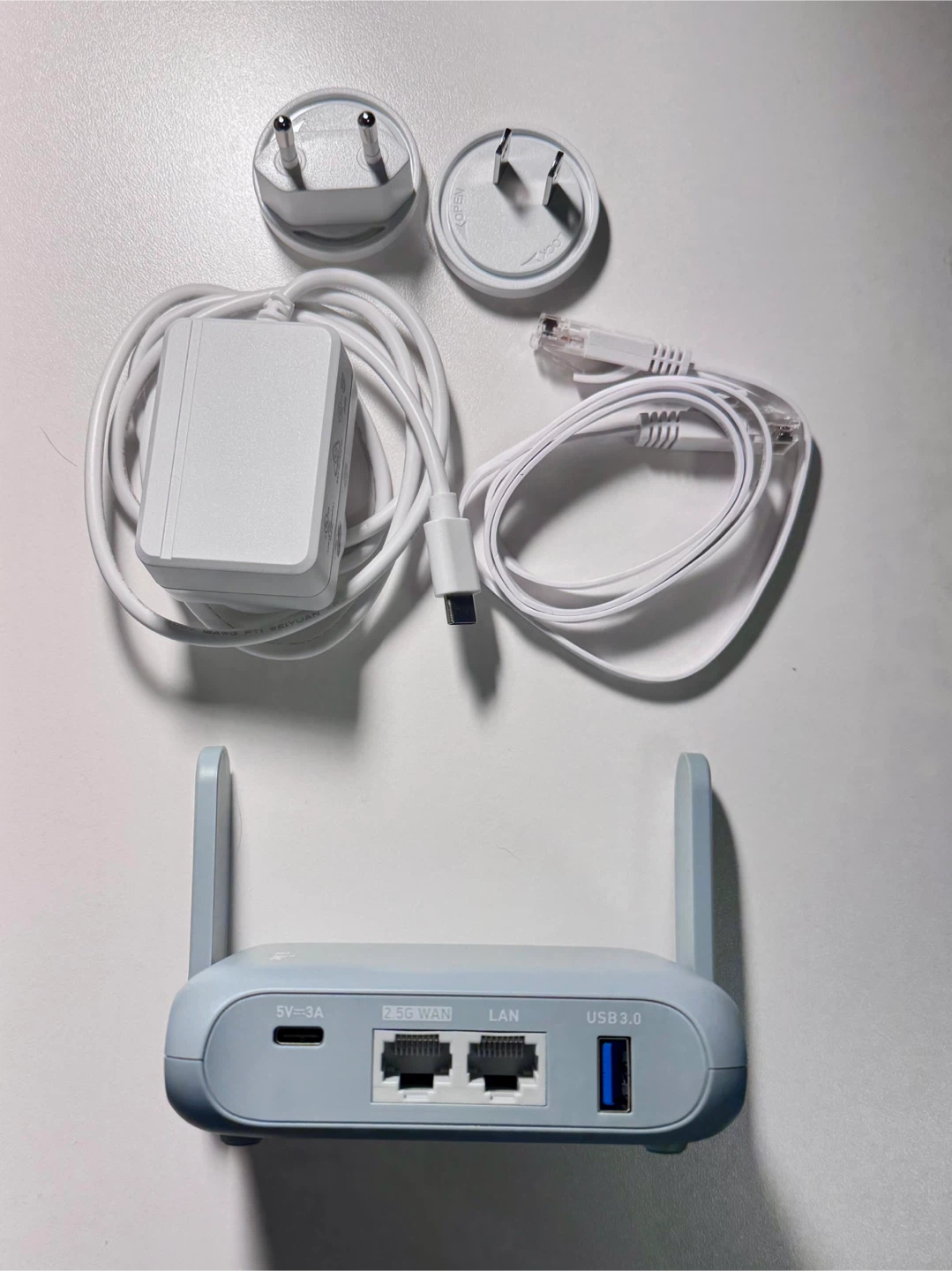 GL.iNet Beryl AX Travel Router - photo 2
