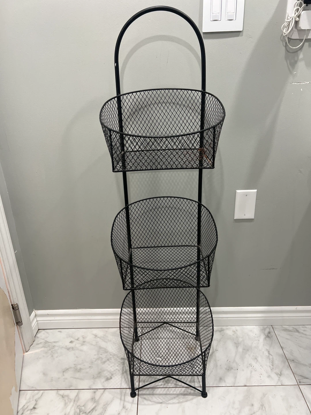 Black Metal 3-Tier Basket Stand