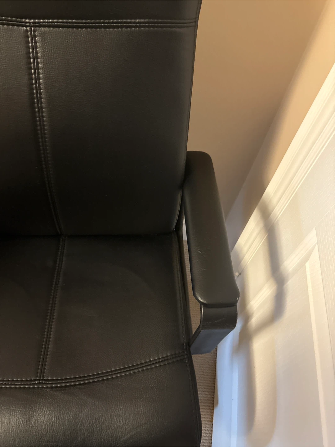 Black Office Chair - photo 2