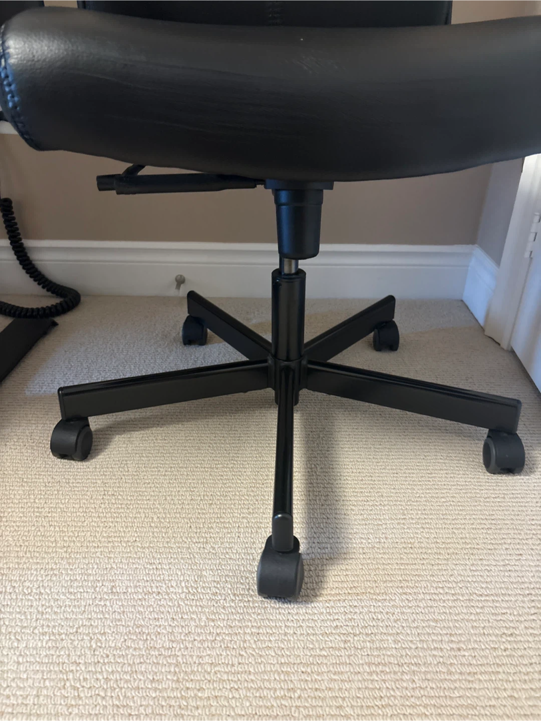 Black Office Chair - photo 3