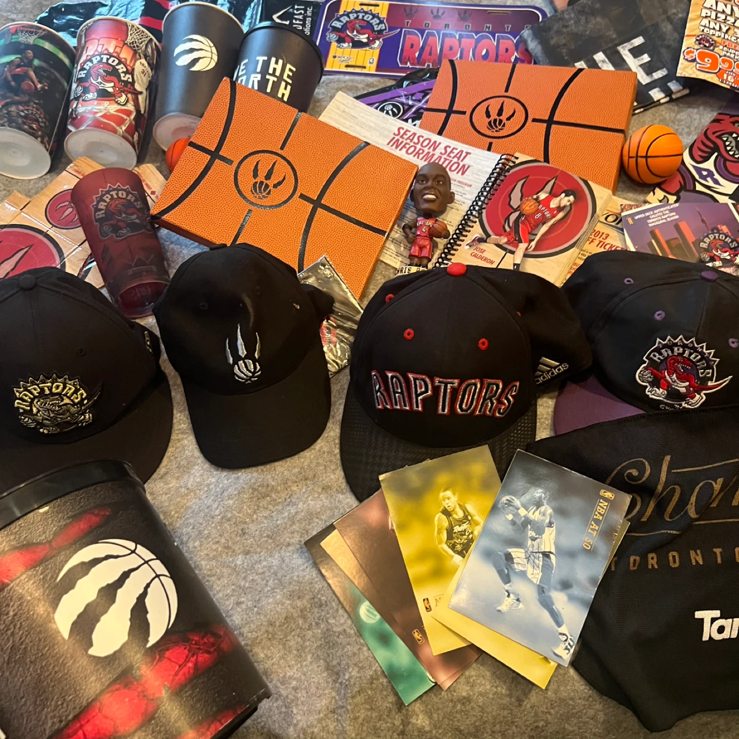 Toronto Raptors Souvenir Bundle - photo 5
