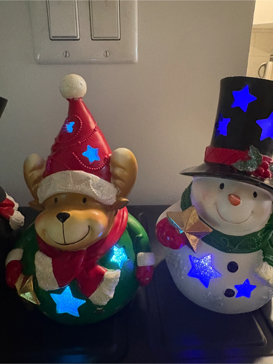 Christmas Light Up Figurines - Santa, Penguin, Reindeer, Snowman - photo 3