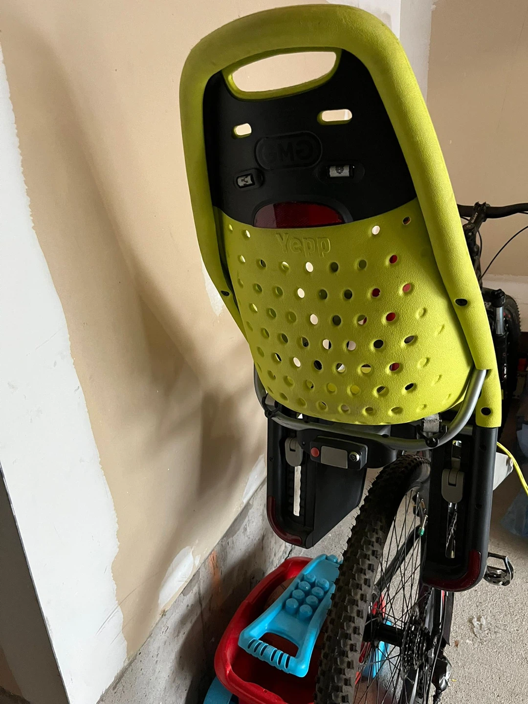 Yepp GMG Child Bike Seat - Lime Green - photo 3