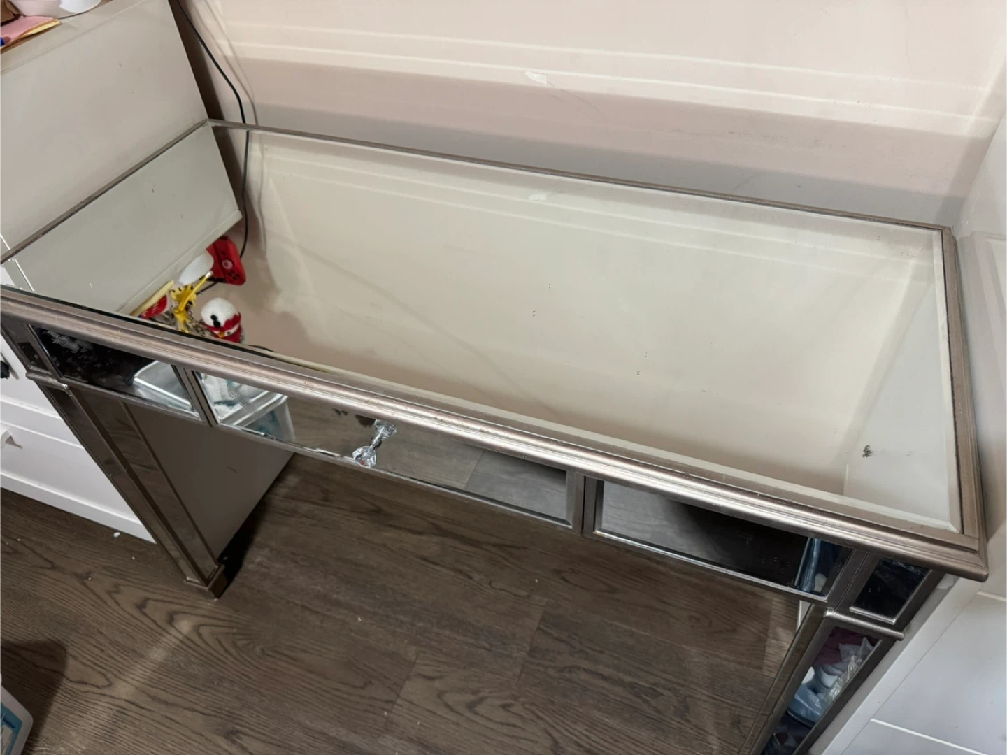 Mirrored Vanity Desk - photo 2