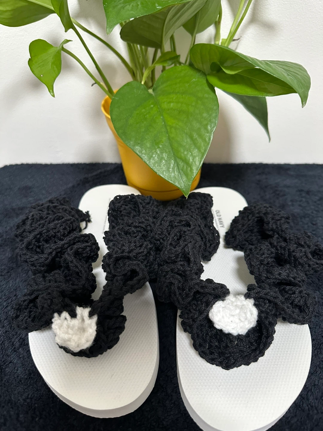 Old Navy Black & White Flip Flops - photo 3
