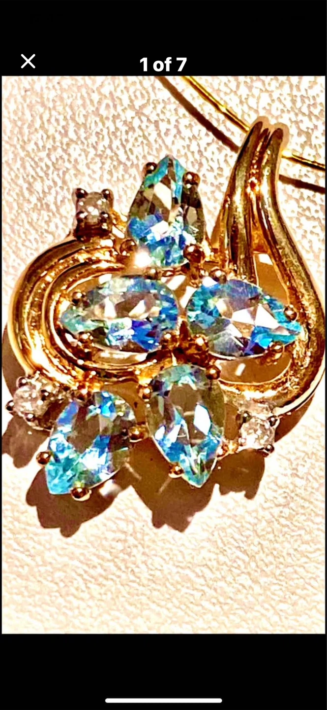 💎10K Gold Pendant with Aquamarine Stones & Diamonds