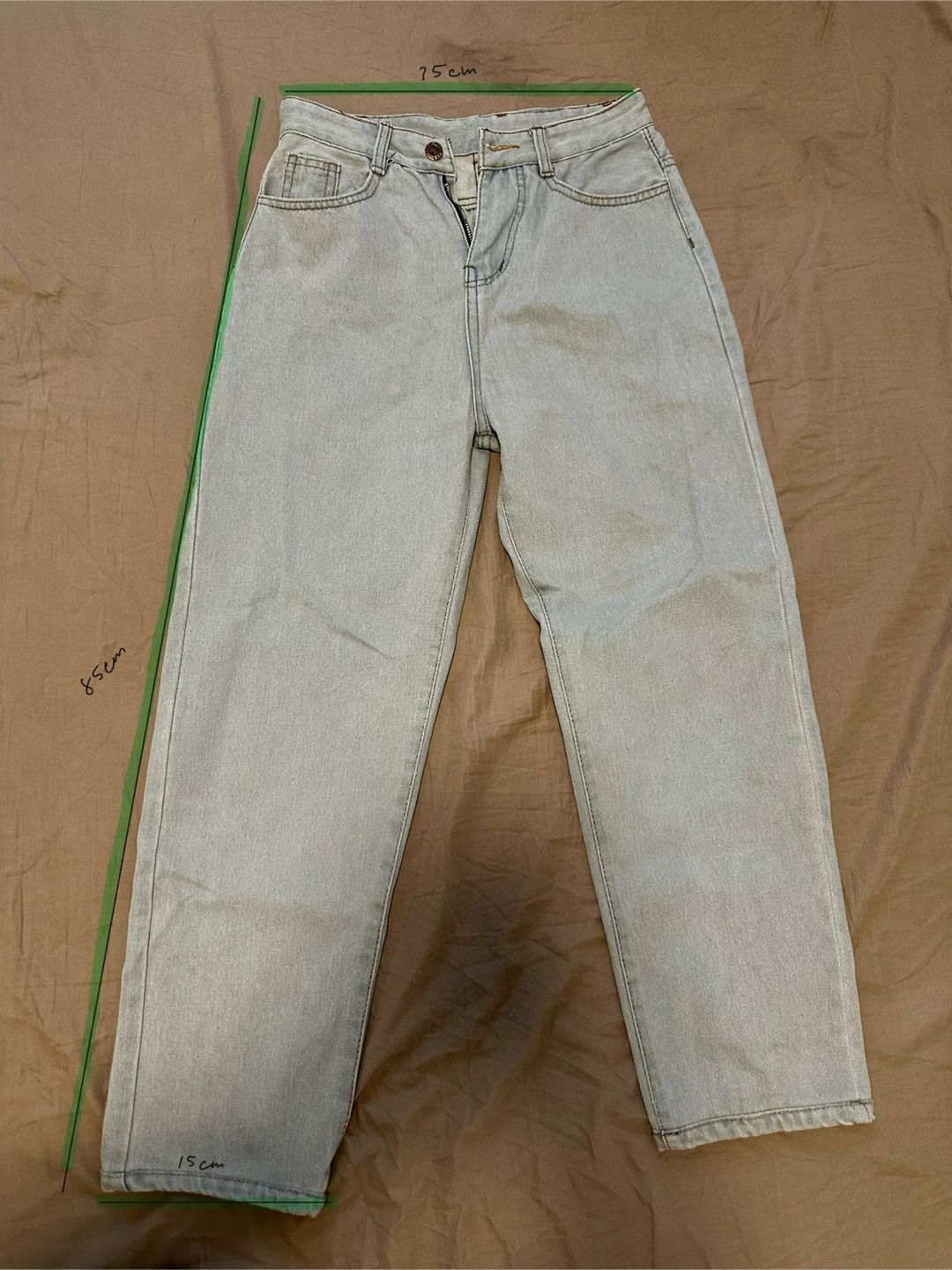 Light Wash Jeans