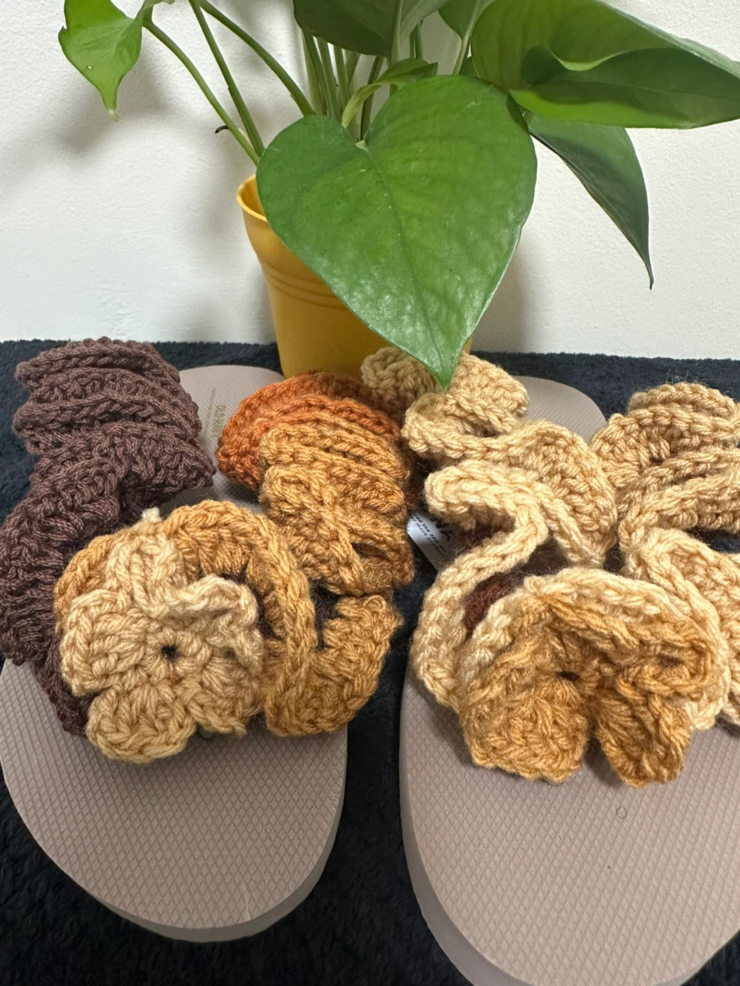 Handmade Crochet Scrunchies - Set of 5 - photo 4