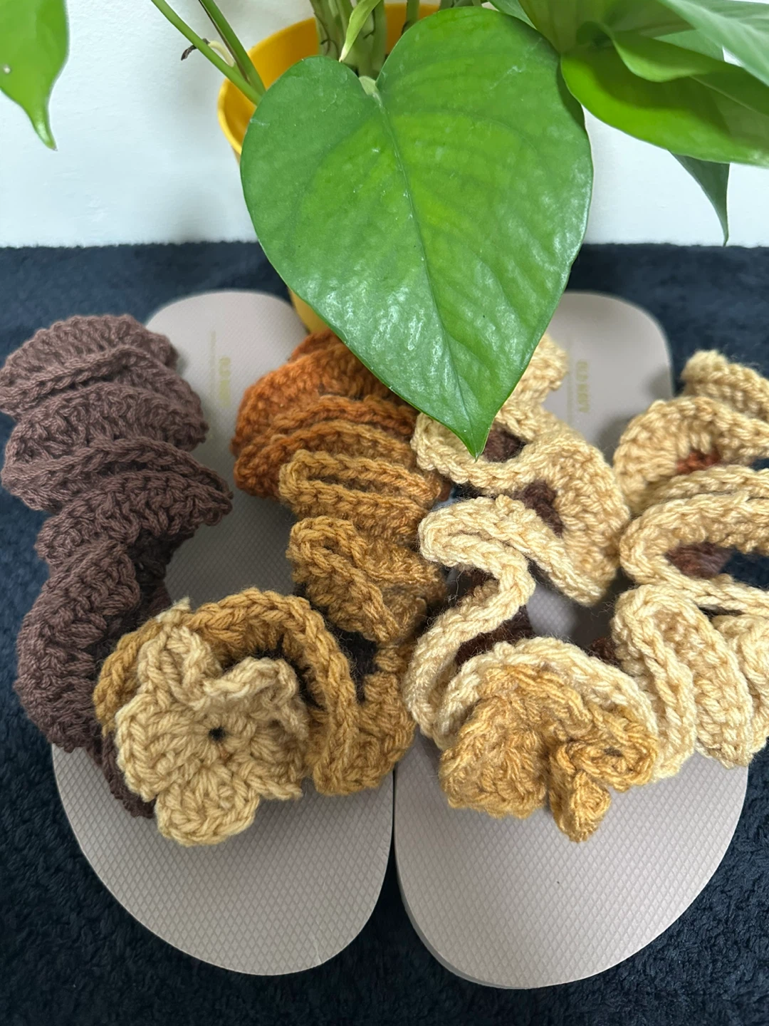 Handmade Crochet Scrunchies - Set of 5 - photo 2