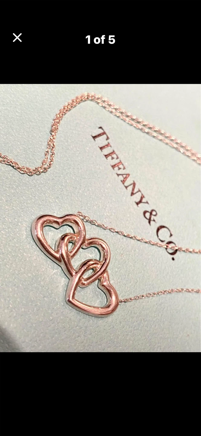 💎Tiffany & Co. Triple Heart Pendant Necklace
