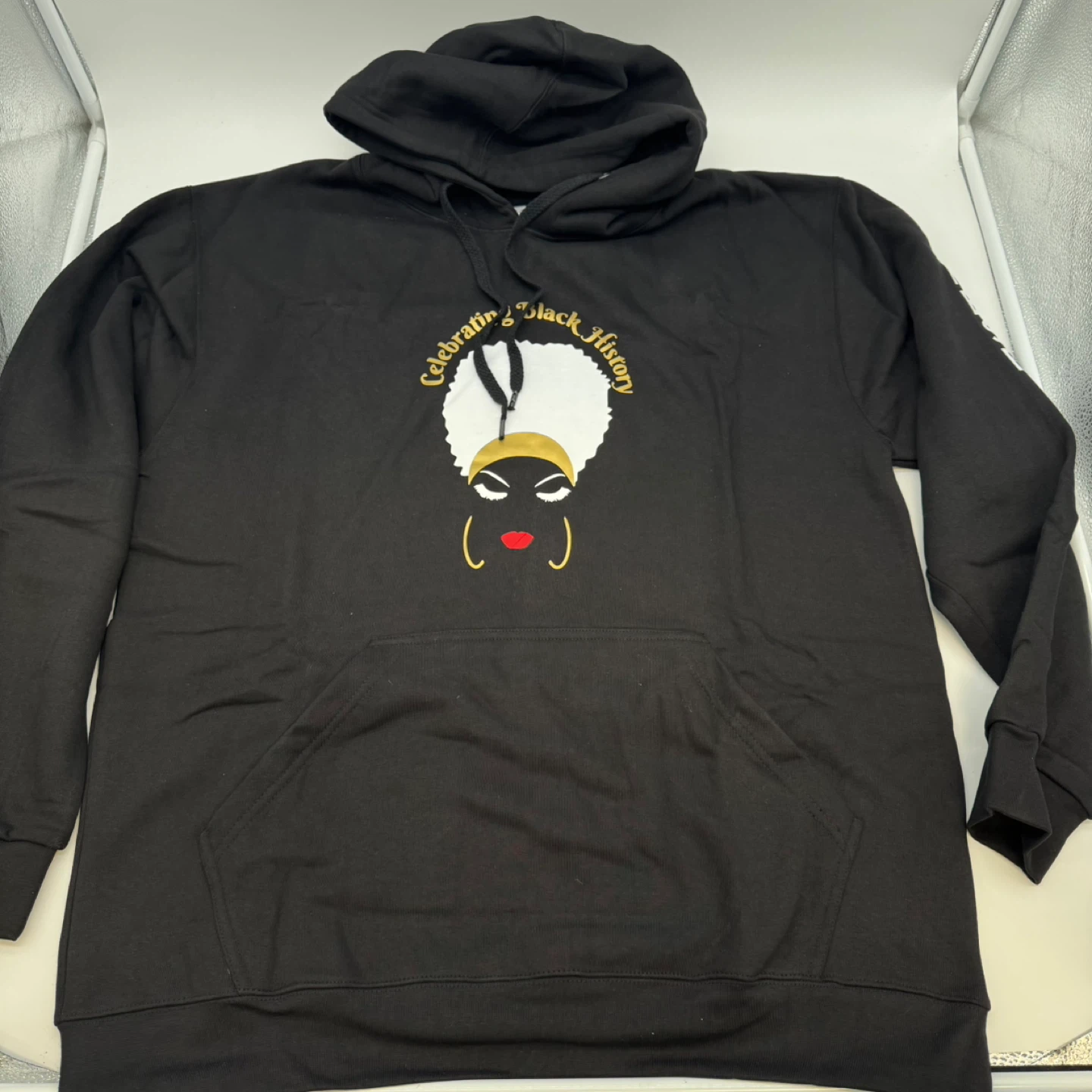 Celebrating Black History Hoodie XL New With Tag - photo 4