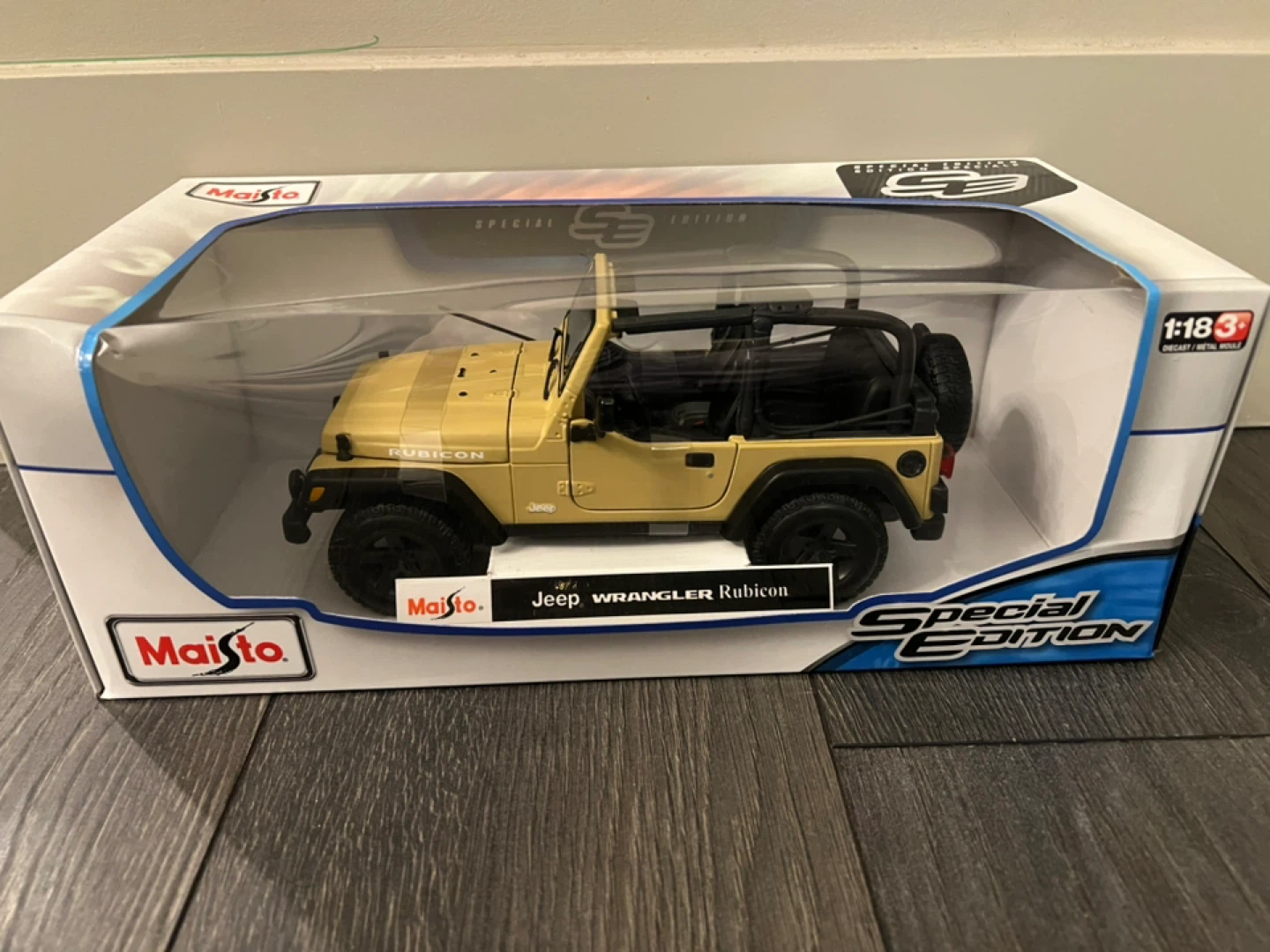 Maisto Jeep Wrangler Rubicon 1:18 Scale - New in Box!