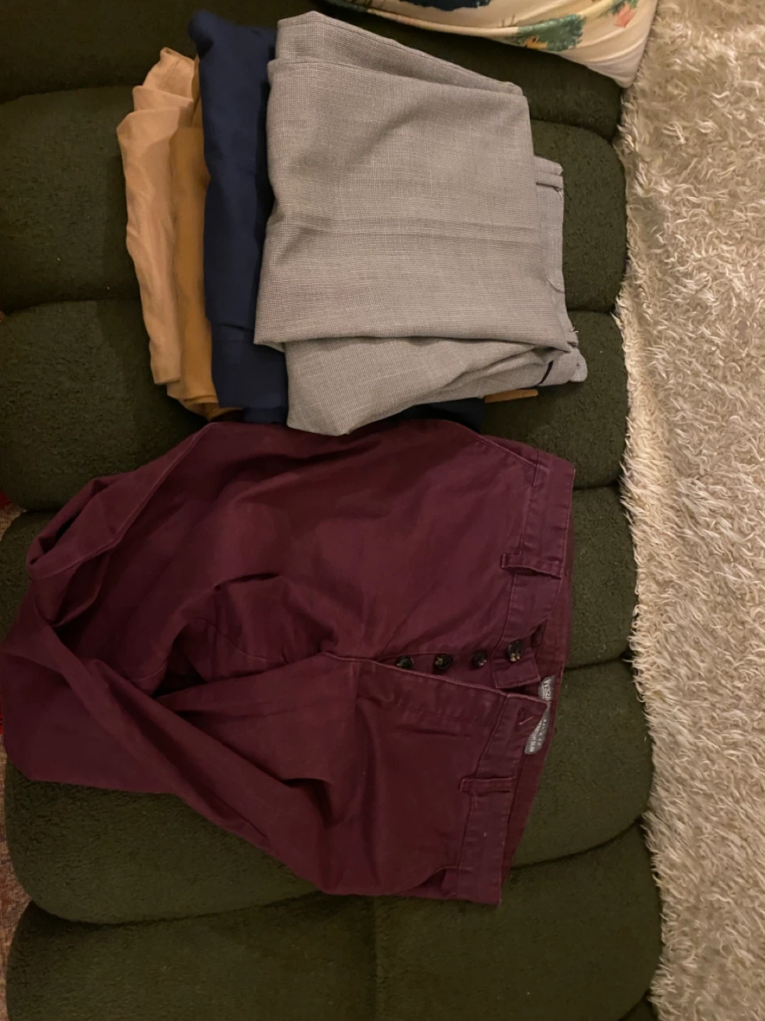 Assorted Men's Pants - Bundle of 4