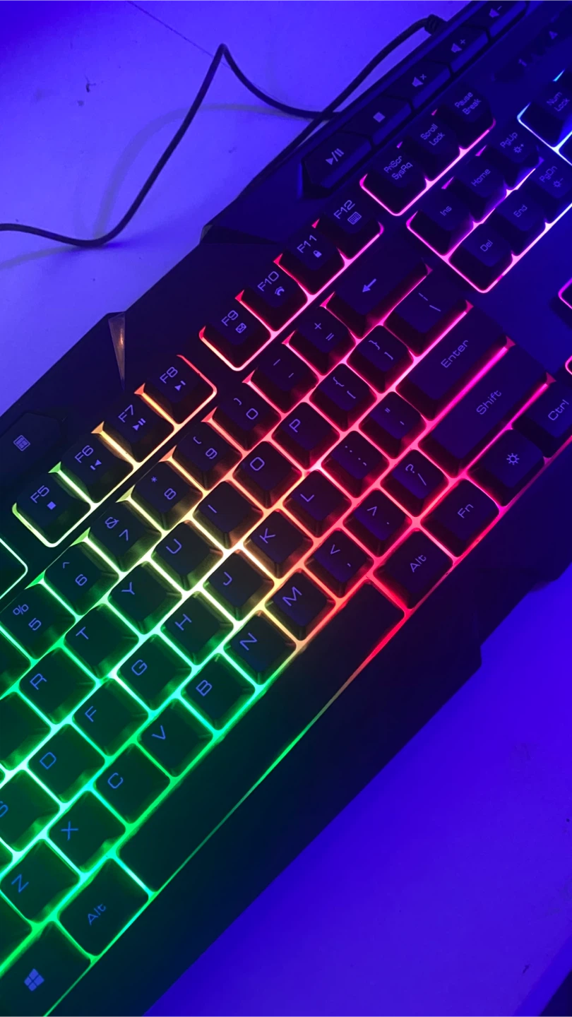 RGB Gaming Keyboard & Mouse – Never Used