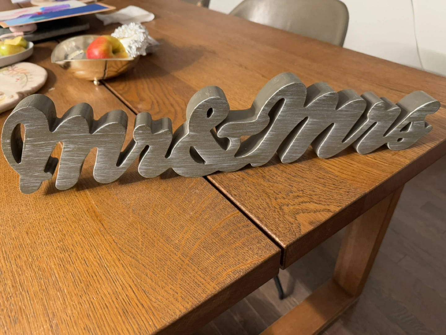 Mrs & Mrs Decorative Sign