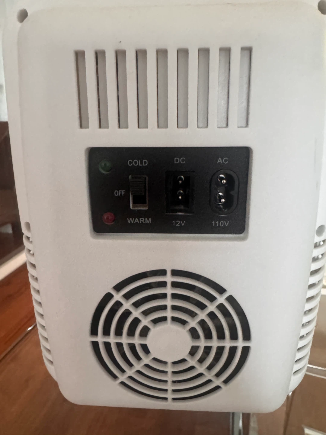 Like new  Cooluli Mini fridge - photo 3