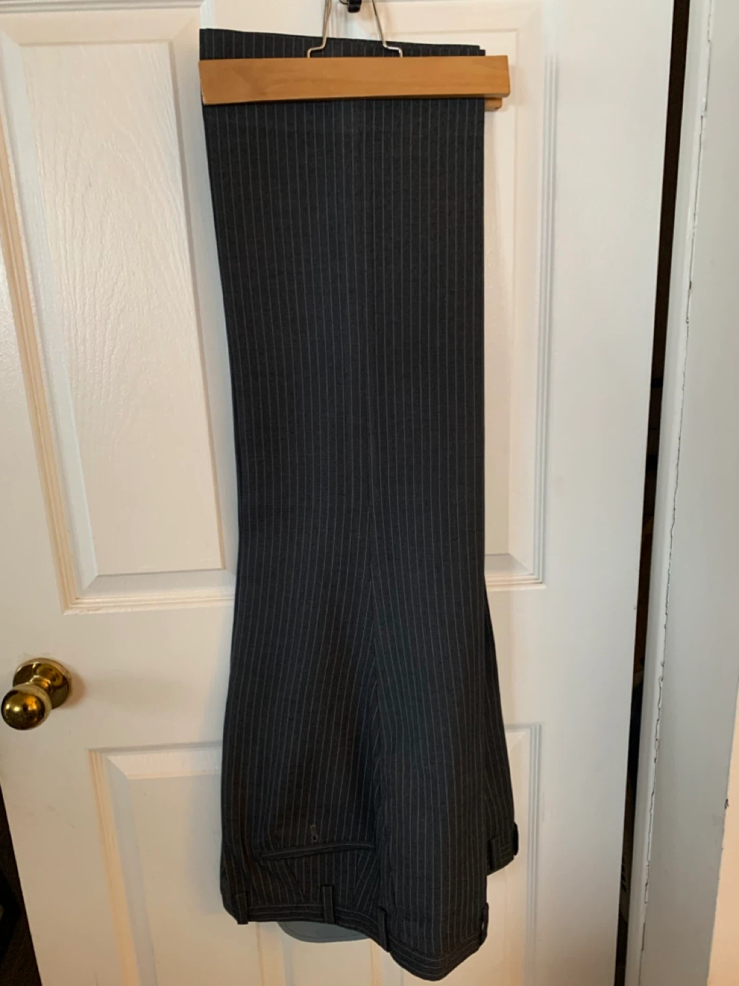 Men's Medium Size Charcoal Grey Pinstripe Suit - photo 4