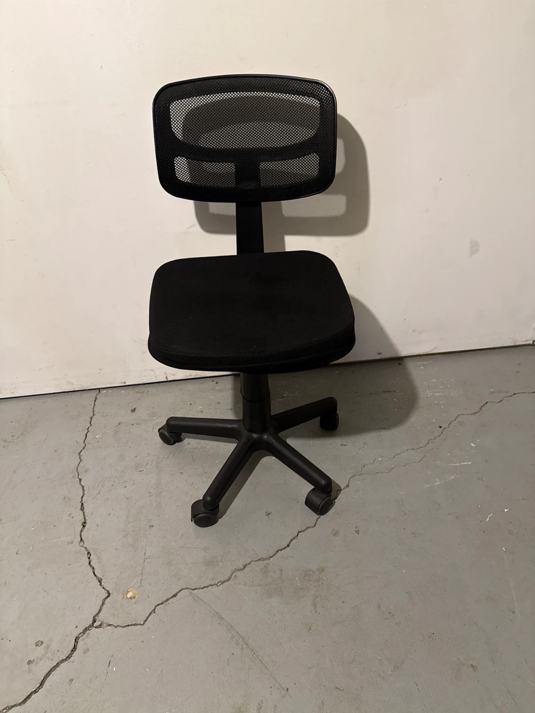 Black Mesh Office Chair