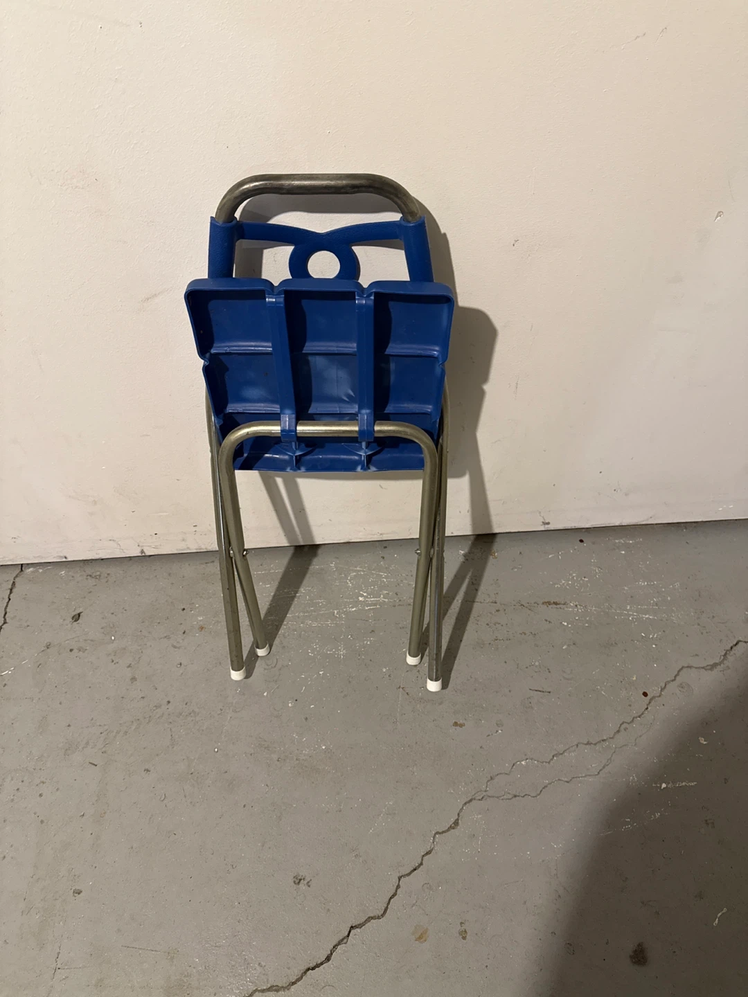 Kids Blue Folding Chair - Great Condition! - photo 4