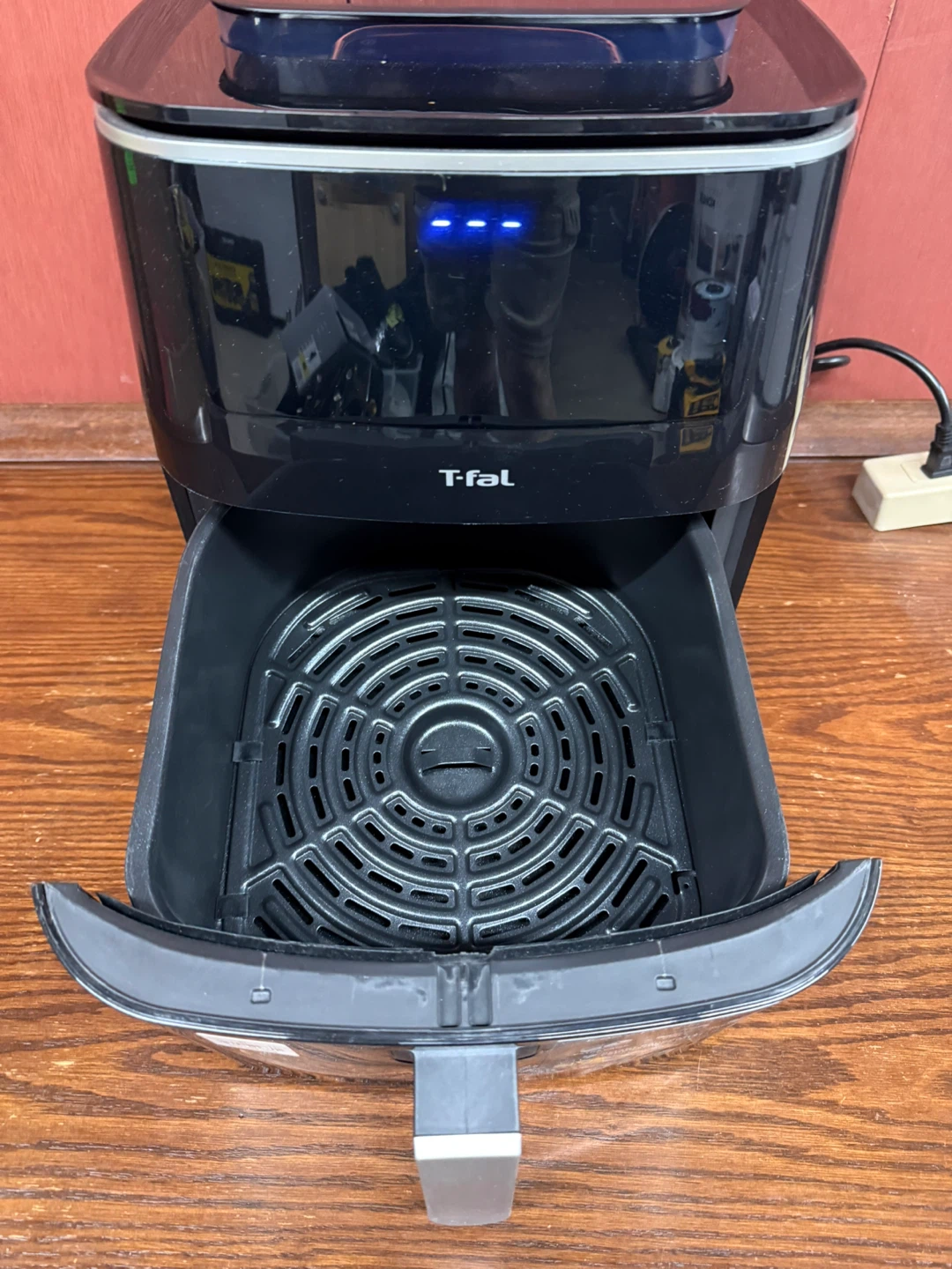 T-fal Easy Fry Grill & Steam 3‑in‑1 XXL Air Fryer (6.5L) - photo 3