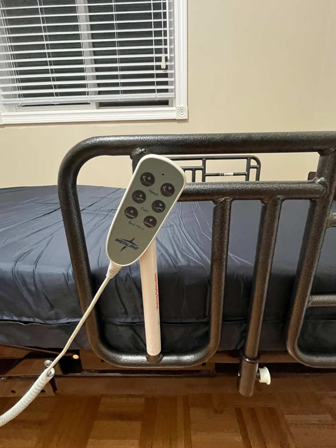 Electric Hospital Bed - photo 3