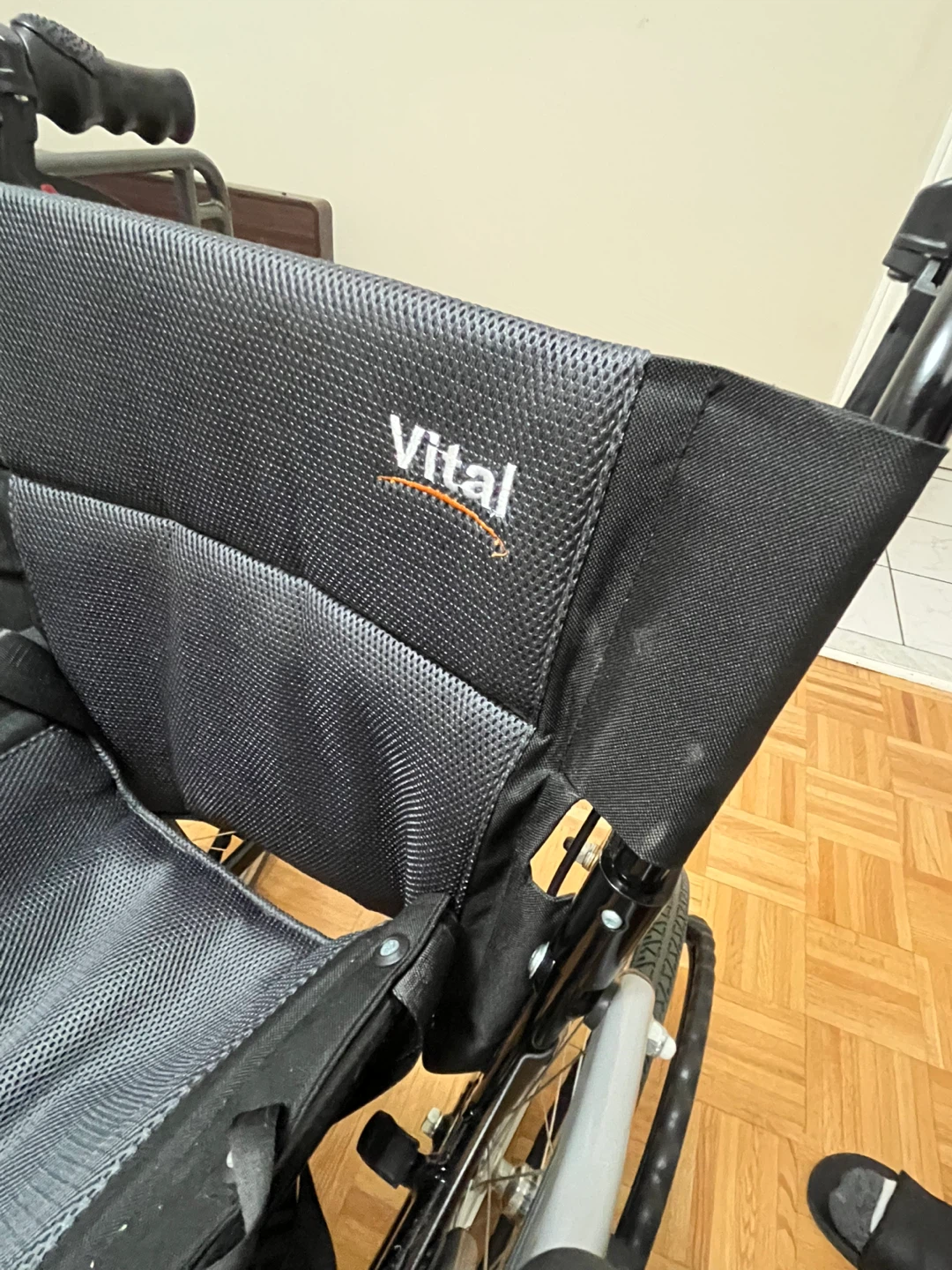 Vital Wheelchair - Black 18 inch wheels - photo 5