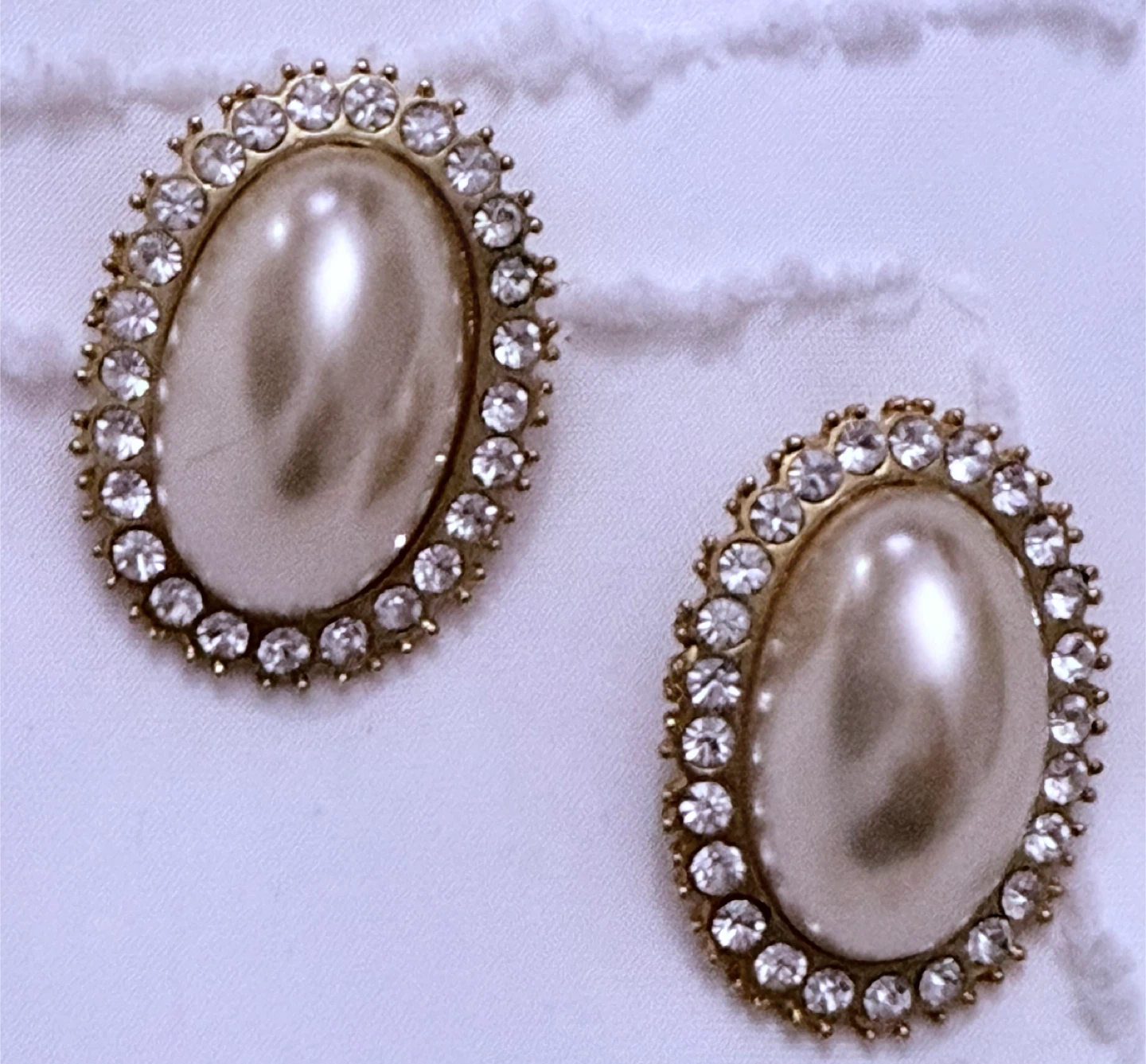 Pearl Necklace and Clip-on Earrings Set - photo 4