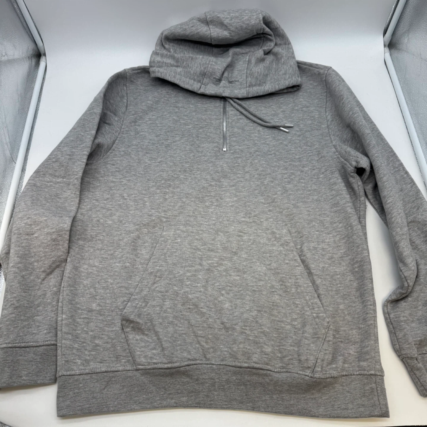 Men’s Sustainable Grey Half Zip Hoodie XL Like New - photo 4