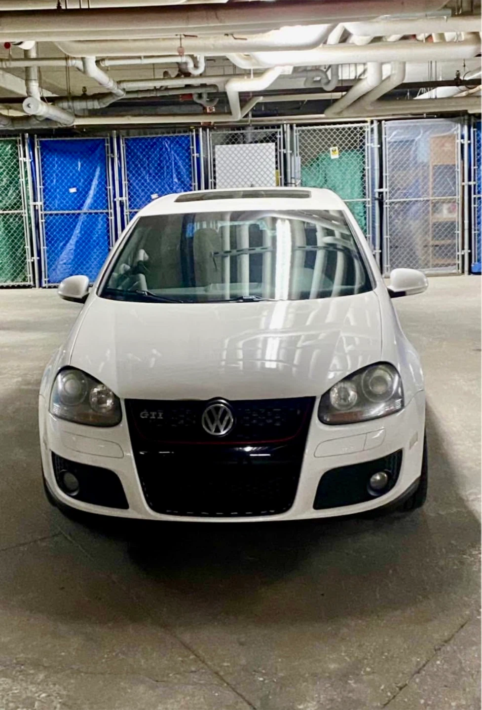 Volkswagen GTI - photo 2