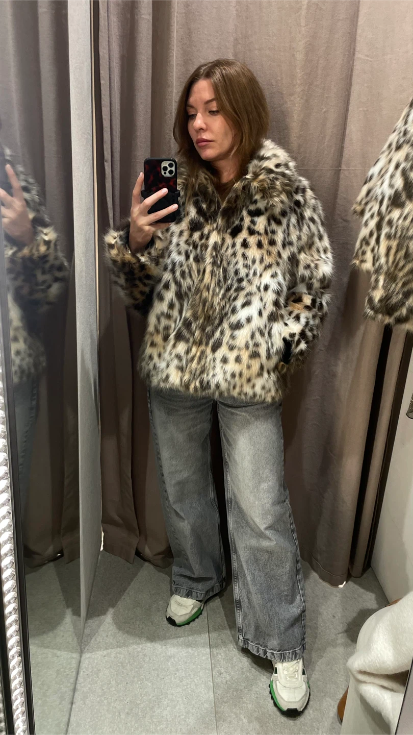 Zara eye-catching Leopard Faux Fur Coat size L