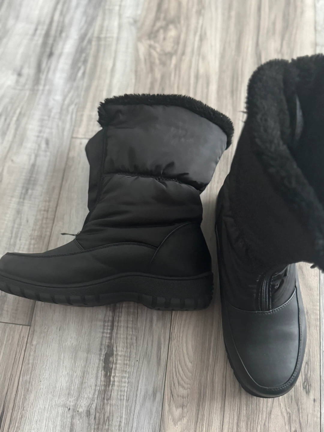 Tender Tootsies Winter Boots - Size 9, Black - photo 4