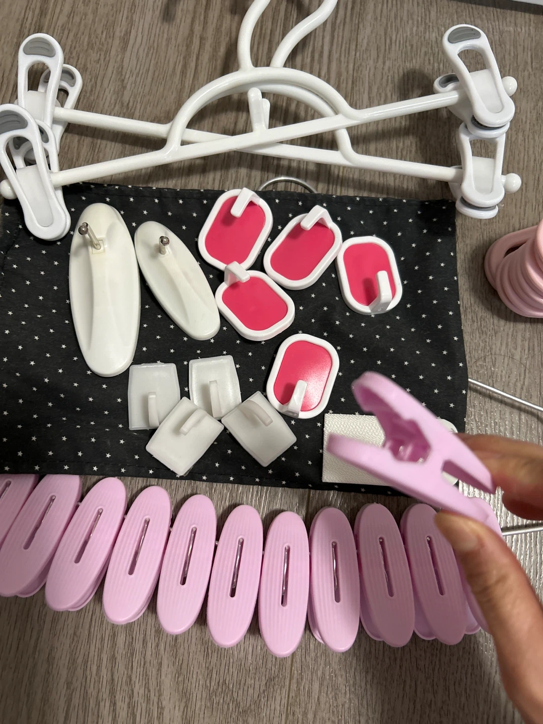 Clothes Hangers Bundle - photo 5