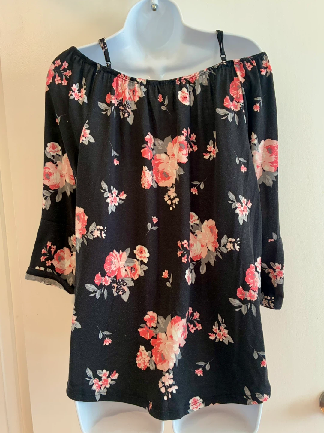 No Boundaries Floral Off Shoulder Top - XL - photo 4