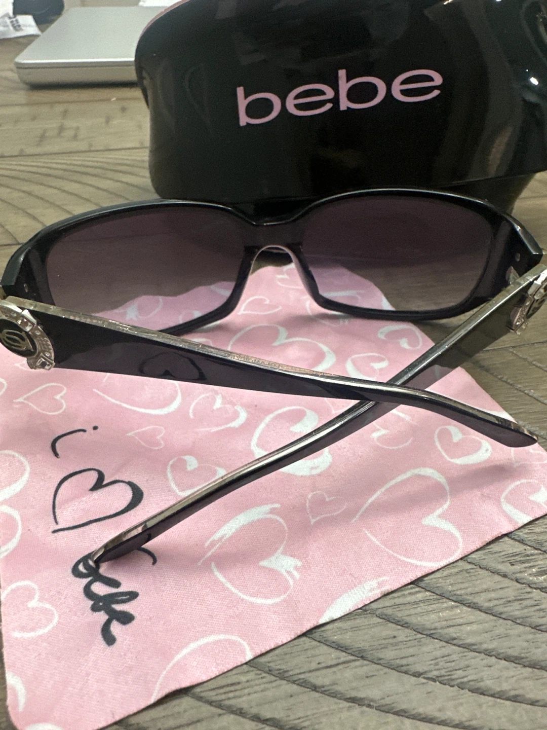 Bebe Black Sunglasses with Case - photo 4