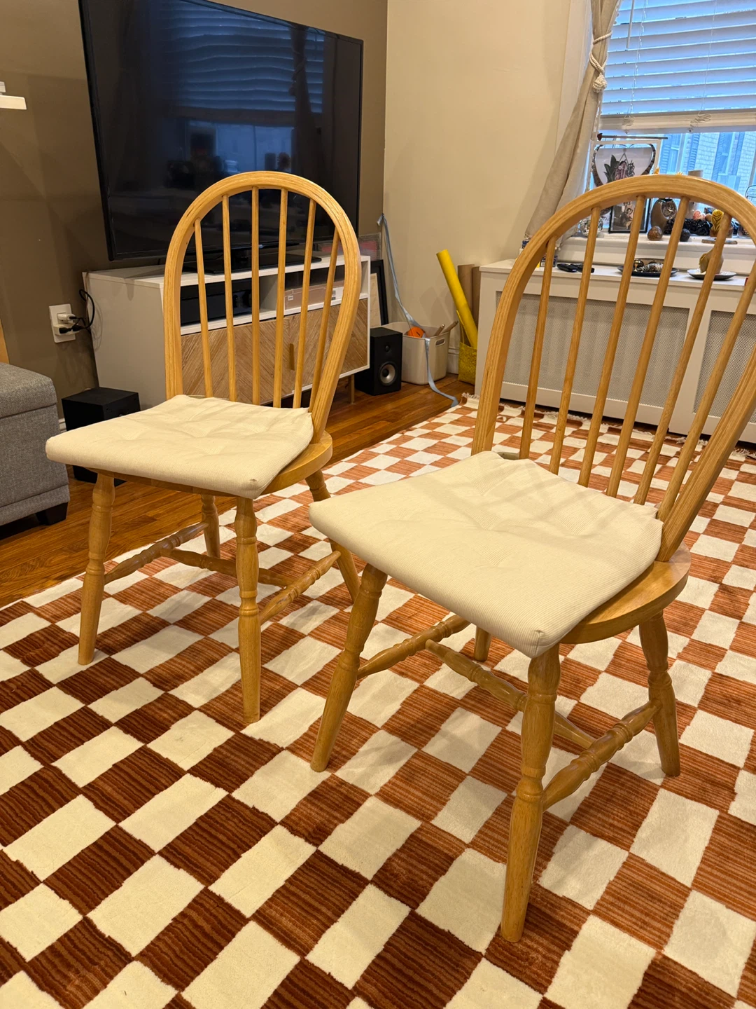 Set of 2 Windsor Dining Chairs
