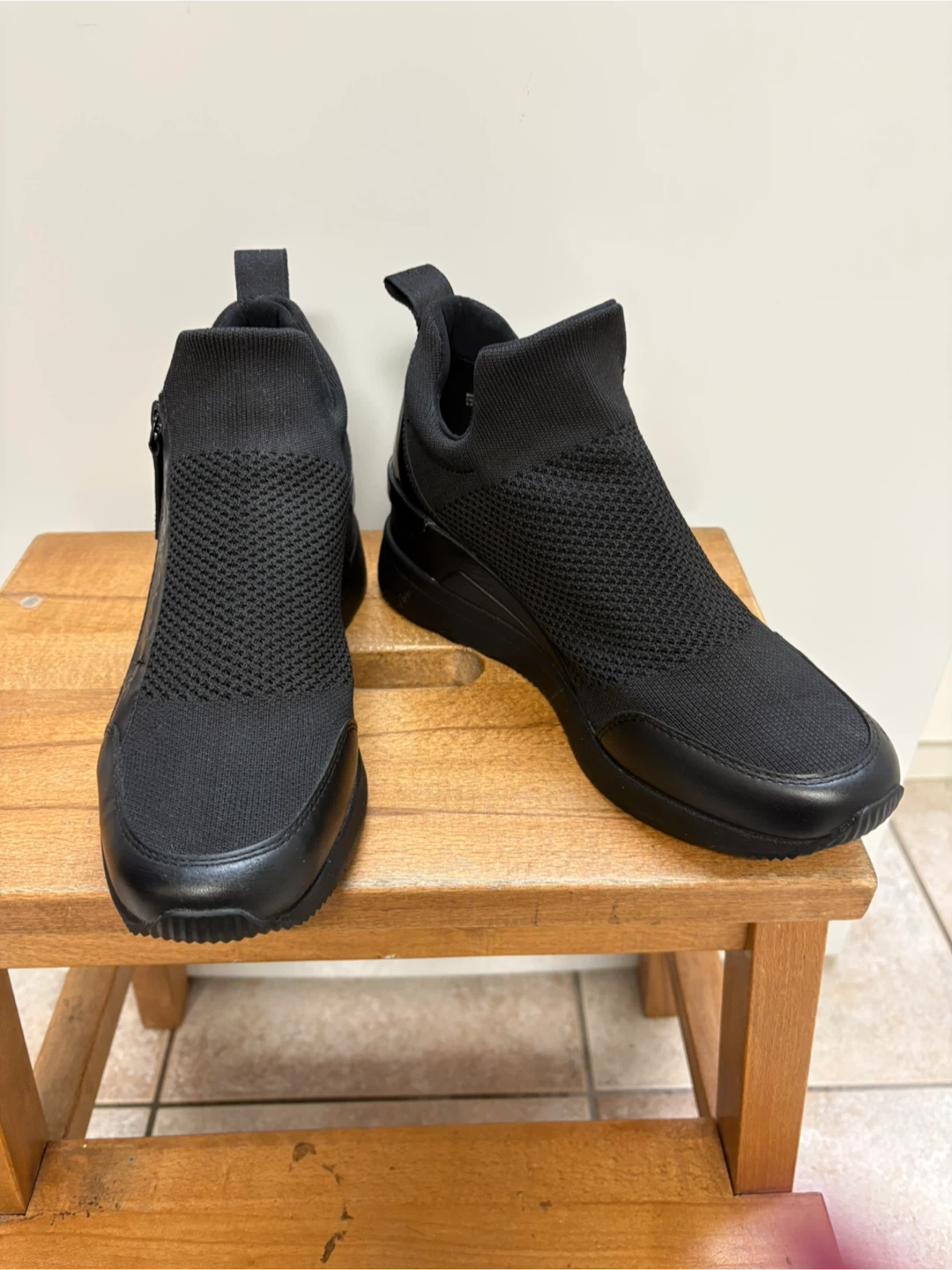 Michael Kors Black Sneakers - photo 3