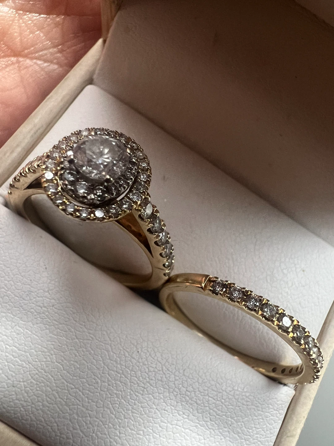 14 k Diamond Ring Set