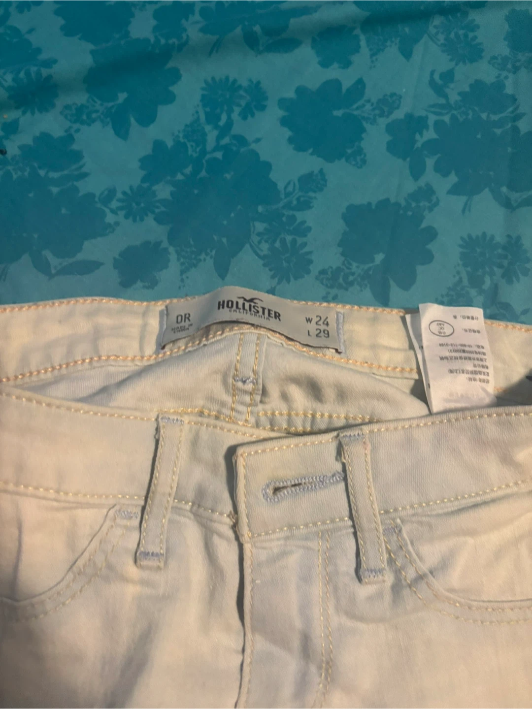 Hollister Denim Jeans - Size 24 - photo 2