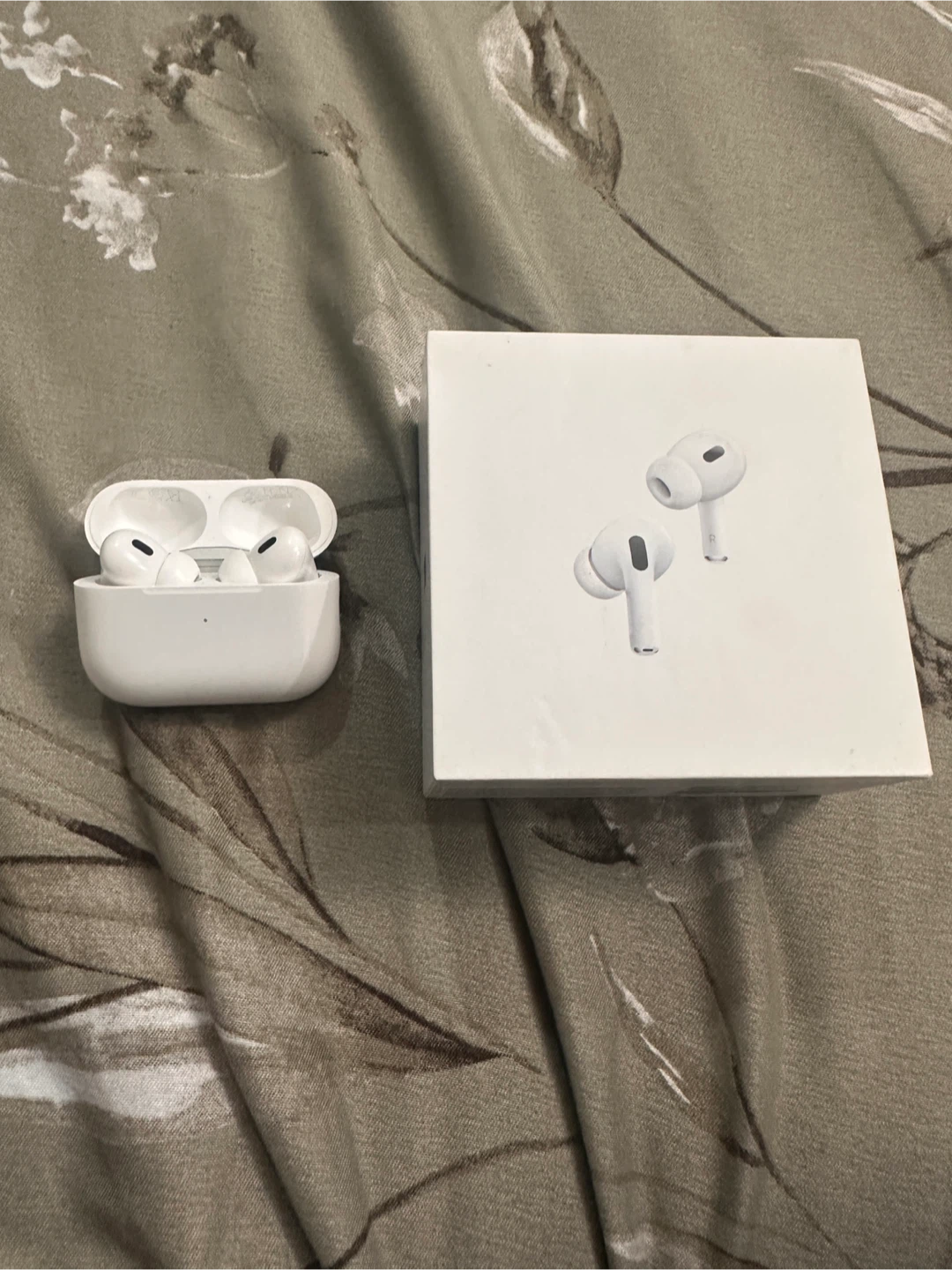 Apple AirPods Pro 2nd Generation