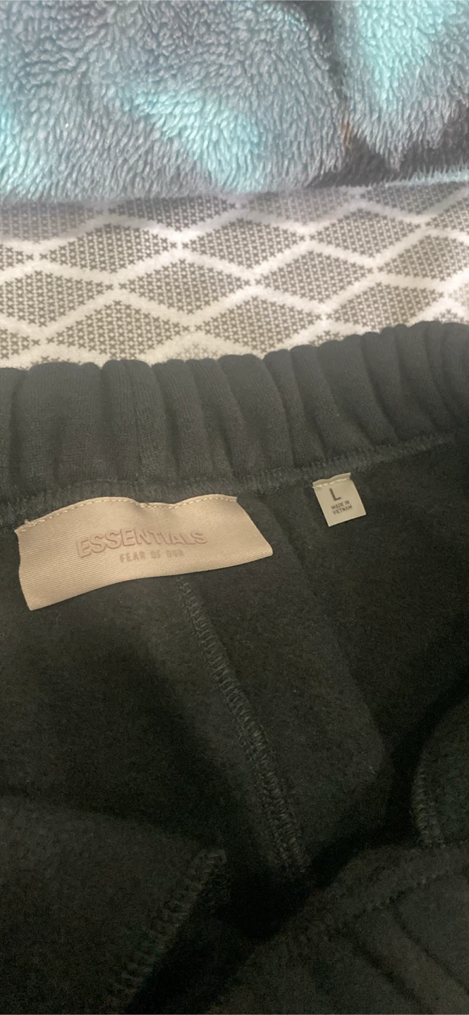 Essentials Fear of God Sweatpants - Size L - photo 4