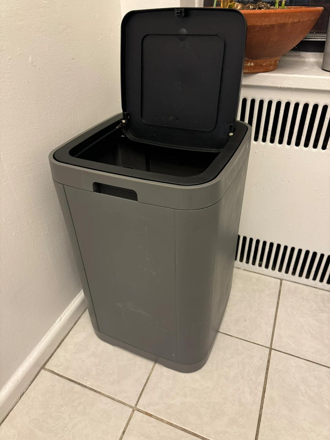 16 Gallon Touch-Top Gray Trash Can - photo 3